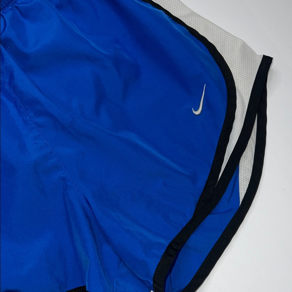 Nike Women's Athletic Shorts in Blue and White size Small - Picture 4 of 8